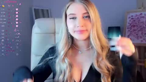 Eva  online show from 02-25-25, 02:36