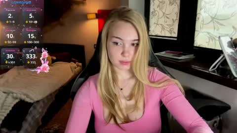 evacarter1 online show from 04-21-26, 02:01