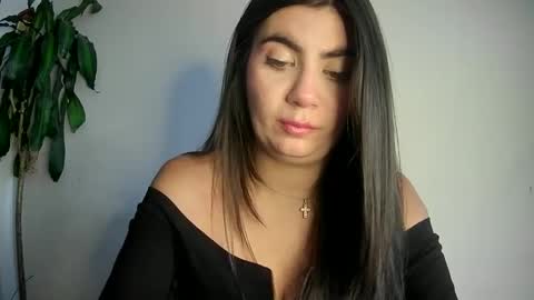 evacollins12 online show from 01-28-25, 10:45