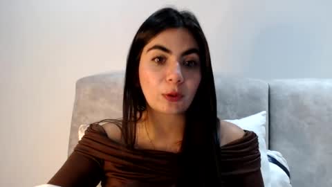 evacollins12 online show from 08-03-26, 09:51