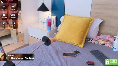 Evadne online show from 09-16-25, 06:53