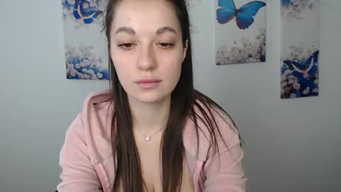 Snapshot of evaeldis chatting on 03-25-26, 02:56 Eva online show from 03-25-26, 02:56