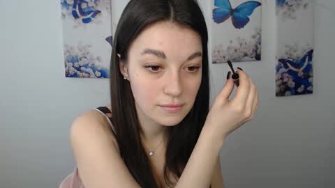 Snapshot of evaeldis chatting on 03-26-26, 11:38 Eva online show from 03-26-26, 11:38