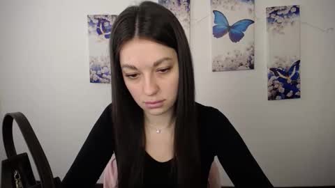 Snapshot of evaeldis chatting on 04-14-26, 11:05 Eva online show from 04-14-26, 11:05