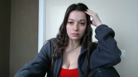 Snapshot of evaeldis chatting on 04-16-26, 02:18 Eva online show from 04-16-26, 02:18