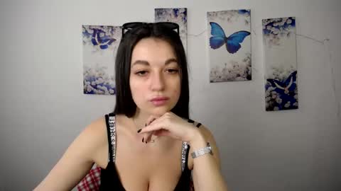 Eva online show from 06-15-26, 12:07