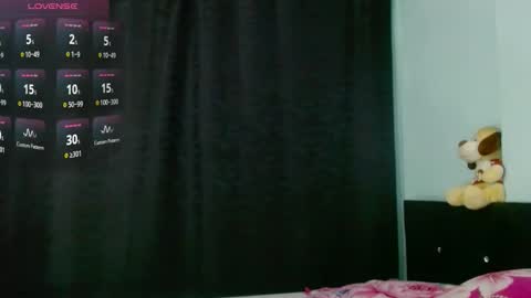 Evah Lee online show from 12-18-25, 04:07