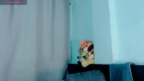 Evah Lee online show from 03-08-26, 01:03