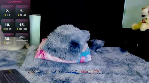 Evah Lee online show from 04-14-26, 01:44