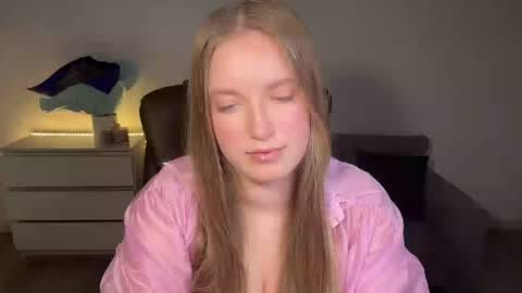 Snapshot of evajuly chatting on 07-12-26, 07:16 Eva online show from 07-12-26, 07:16