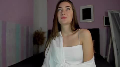 Snapshot of evalaniss chatting on 12-11-24, 04:28 Eva online show from 12-11-24, 04:28