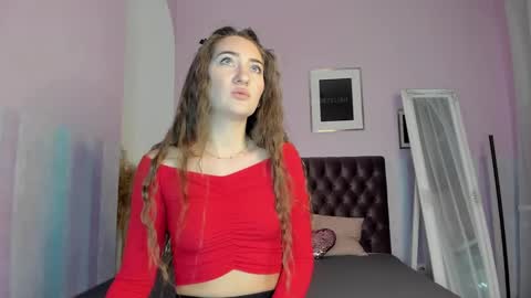 Snapshot of evalaniss chatting on 12-25-24, 04:22 Eva online show from 12-25-24, 04:22