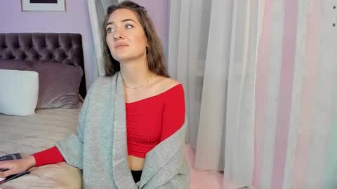 Snapshot of evalaniss chatting on 12-25-24, 07:24 Eva online show from 12-25-24, 07:24