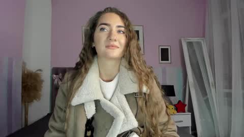 Snapshot of evalaniss chatting on 12-27-24, 04:15 Eva online show from 12-27-24, 04:15