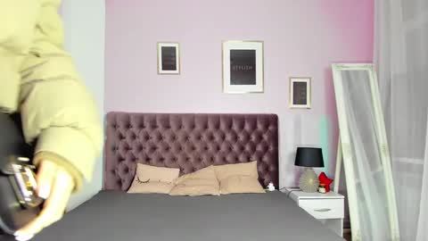 Snapshot of evalaniss chatting on 01-24-25, 03:54 Eva online show from 01-24-25, 03:54