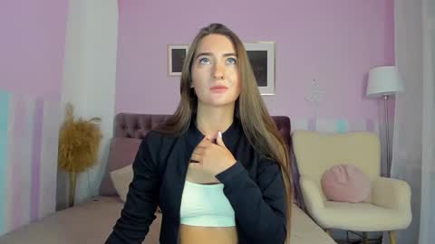 Snapshot of evalaniss chatting on 11-11-25, 05:18 Eva online show from 11-11-25, 05:18