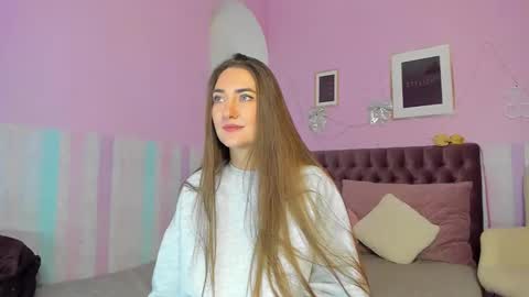 Snapshot of evalaniss chatting on 02-05-26, 06:18 Eva online show from 02-05-26, 06:18