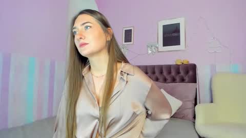 Snapshot of evalaniss chatting on 02-18-26, 03:46 Eva online show from 02-18-26, 03:46