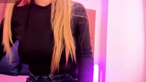 Eva online show from 10-18-25, 02:40