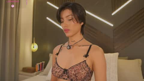 Eva Moretti online show from 04-19-26, 06:32