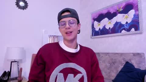 Snapshot of evan_smitt_ chatting on 02-03-25, 12:03 Evan Smitt online show from 02-03-25, 12:03