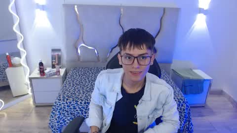 evan_tay online show from 02-01-26, 03:05