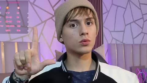 evan_tay online show from 04-22-26, 02:47