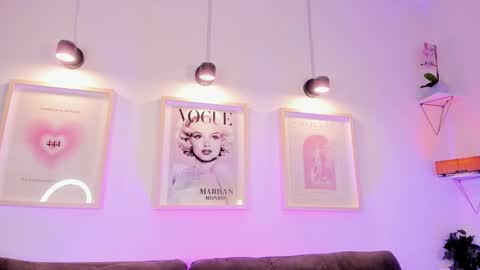 Evan voss  help me get 200 likesindependent model online show from 11-12-25, 12:27