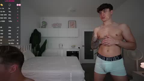 evan_white_ online show from 07-19-26, 04:00