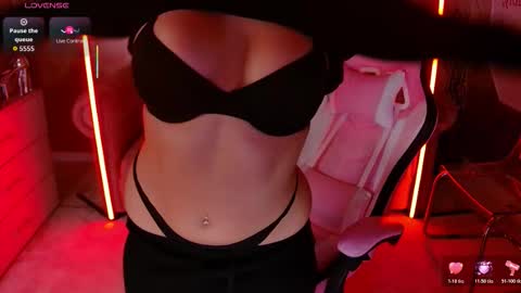 Eva online show from 11-25-25, 05:13