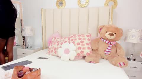 evangelin_ts online show from 01-16-26, 01:37