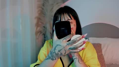 Eva online show from 09-18-25, 12:29