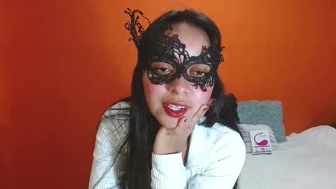 evangelinne_01 online show from 11-05-25, 04:07