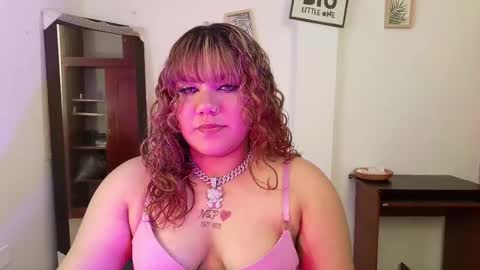 Snapshot of evania_lorns chatting on 05-16-26, 03:58 eva online show from 05-16-26, 03:58