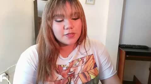 Snapshot of evania_lorns chatting on 06-09-26, 03:29 eva online show from 06-09-26, 03:29