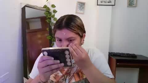 Snapshot of evania_lorns chatting on 06-15-26, 12:18 eva online show from 06-15-26, 12:18