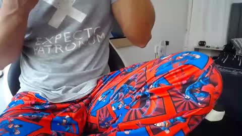 Snapshot of evans_king chatting on 02-16-25, 04:21 Evan online show from 02-16-25, 04:21