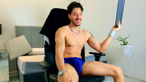 E V A N S online show from 07-28-26, 01:01
