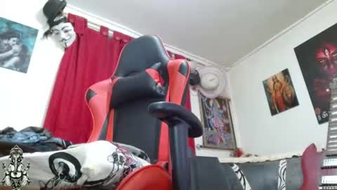 Snapshot of evans_xy chatting on 07-28-26, 01:56 evans_xy online show from 07-28-26, 01:56