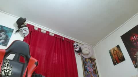 Snapshot of evans_xy chatting on 08-08-26, 05:48 evans_xy online show from 08-08-26, 05:48
