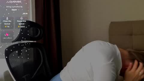 Snapshot of evapuff chatting on 05-16-26, 10:36 evapuff online show from 05-16-26, 10:36