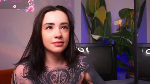Snapshot of evarabbit chatting on 06-08-26, 03:18 Eva online show from 06-08-26, 03:18