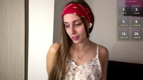 evarenard_ online show from 04-06-26, 05:14