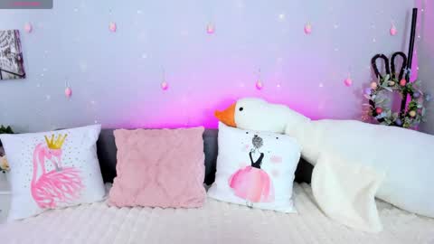 Adelina online show from 04-06-26, 03:59