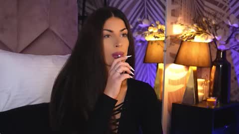 EvaRhea online show from 11-03-25, 03:52