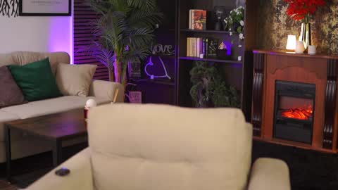 Eva online show from 01-24-25, 11:23