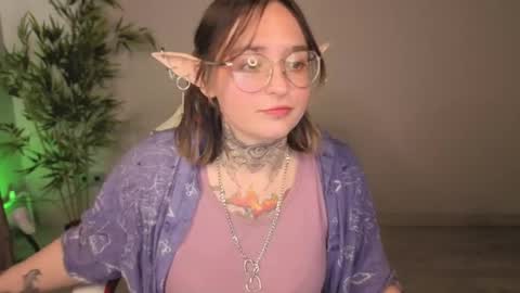 EvaTheWitcher online show from 06-10-26, 01:17