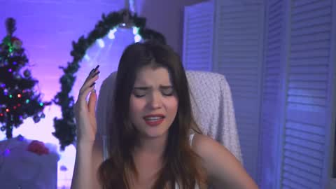 Snapshot of evathopson chatting on 12-25-24, 11:22 Eva  next stream -  - 1600 UTC2000  online show from 12-25-24, 11:22