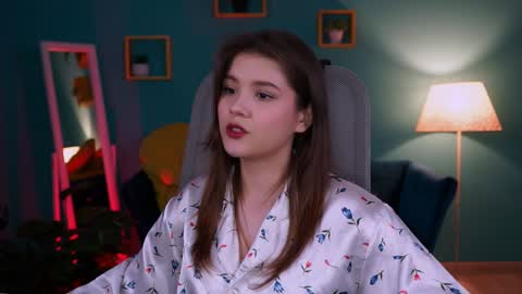 Snapshot of evathopson chatting on 01-28-25, 05:03 Eva  next stream -  - 1600 UTC2000  online show from 01-28-25, 05:03