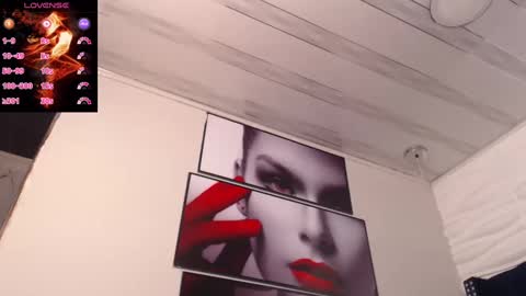 Snapshot of evawilliams_ chatting on 01-28-25, 10:56 Eva online show from 01-28-25, 10:56